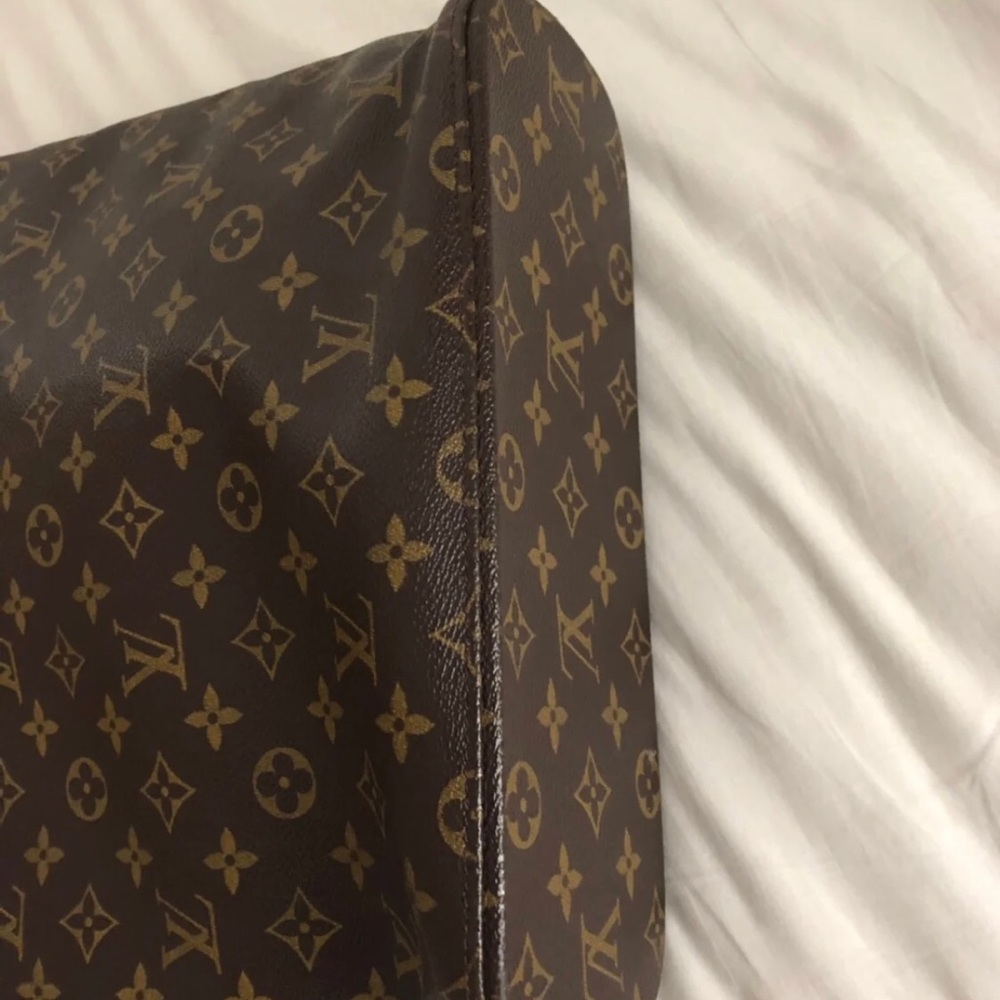 *SOLD* Aunthentic Louis Vuitton Vavin GM - Picture 4 of 8